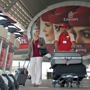 emirates flight baggage